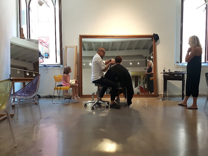 Parrucchieri Gianluca - Coiffure Ferrara - OneBooking