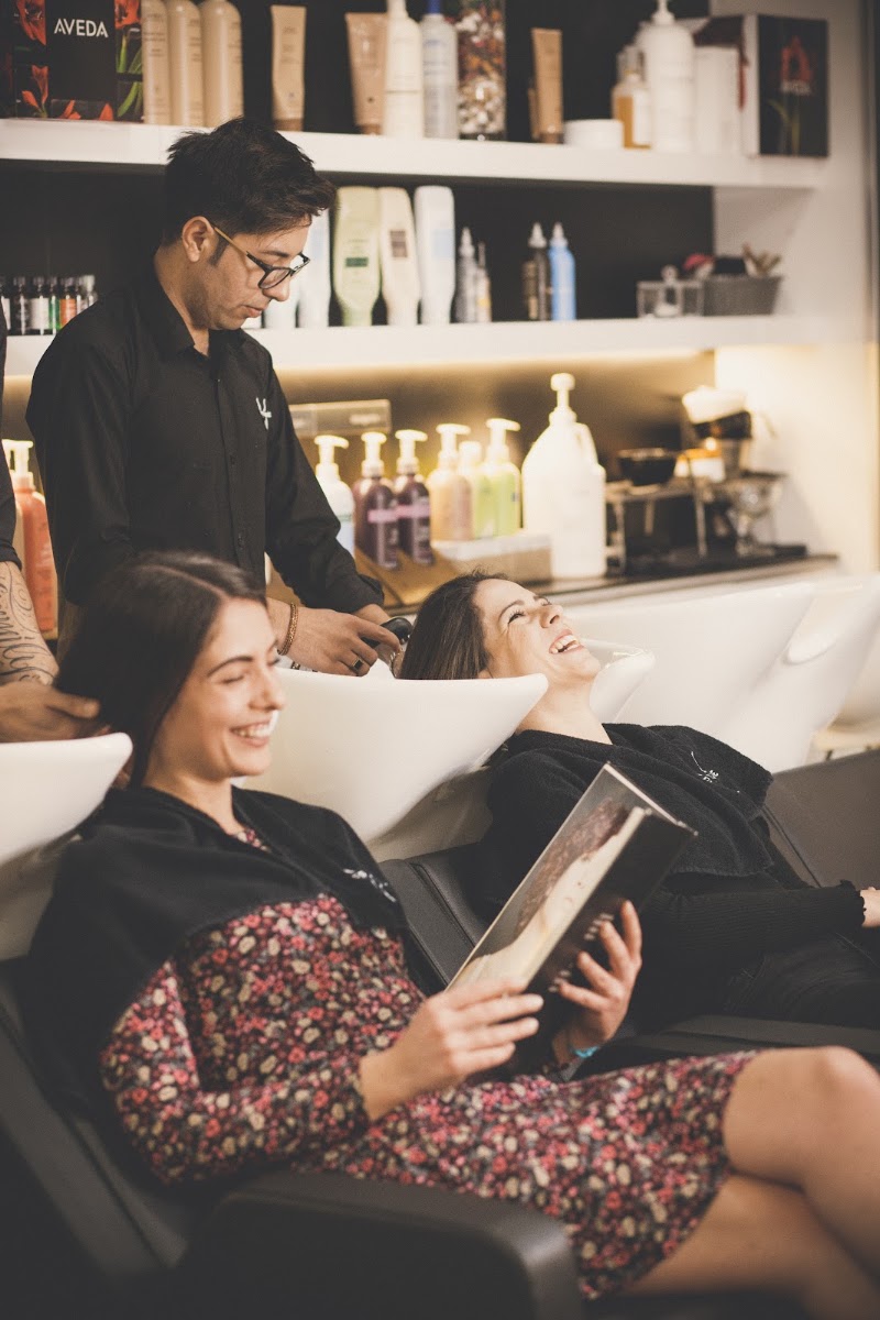 Vertigine Hairdresser - Aveda Parrucchiere Trastevere - Roma - Coiffure Rome - OneBooking