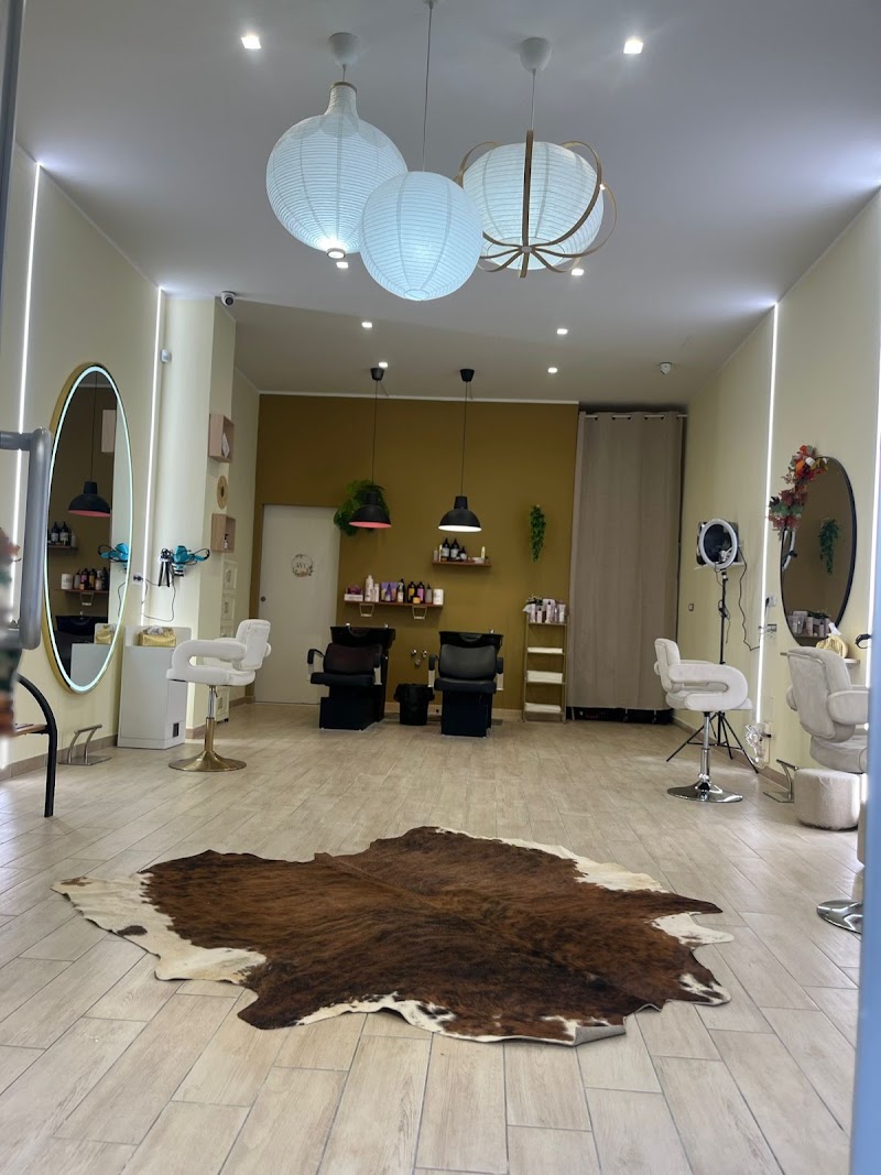 UNICA PARRUCCHIERE BARI SAN PASQUALE - Coiffure Bari - OneBooking