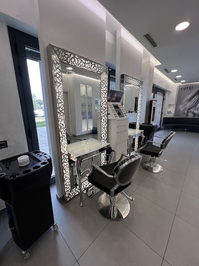 Curci Parrucchieri & Estetica - Coiffure Foggia - OneBooking