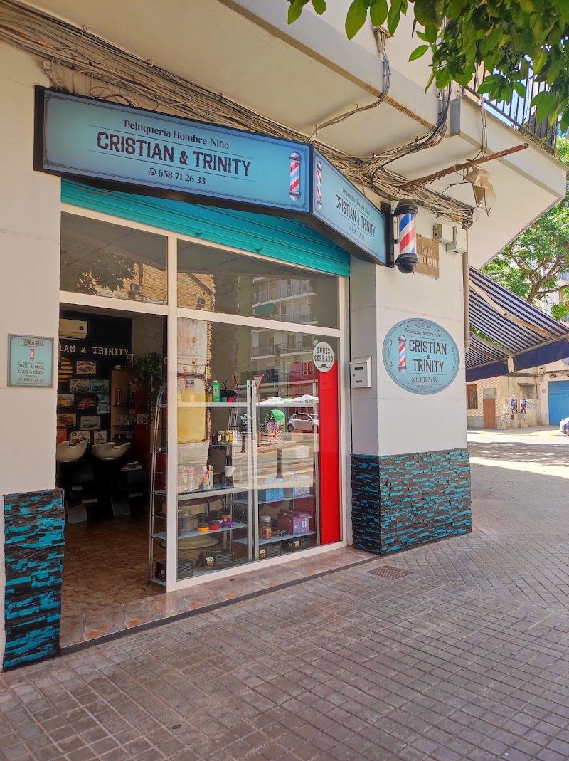 Peluqueria Hombre-Niño Cristian & Trinity - Coiffure València - OneBooking