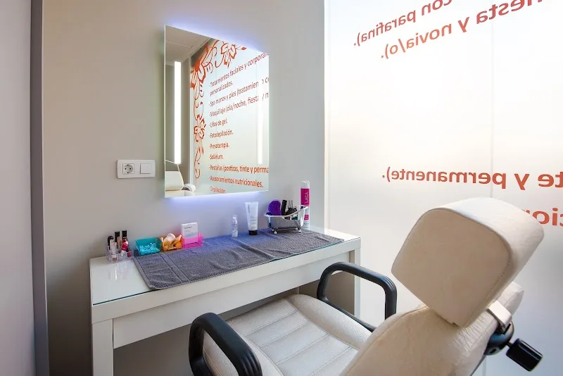 Centro de Estética Almudena Gallego - Institut de beauté Castellón De La Plana - Photo de couverture - OneBooking