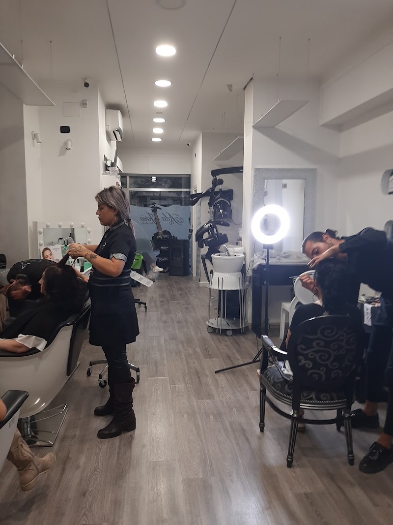 Ada Iorio Hair Studio - Coiffure Foggia - OneBooking