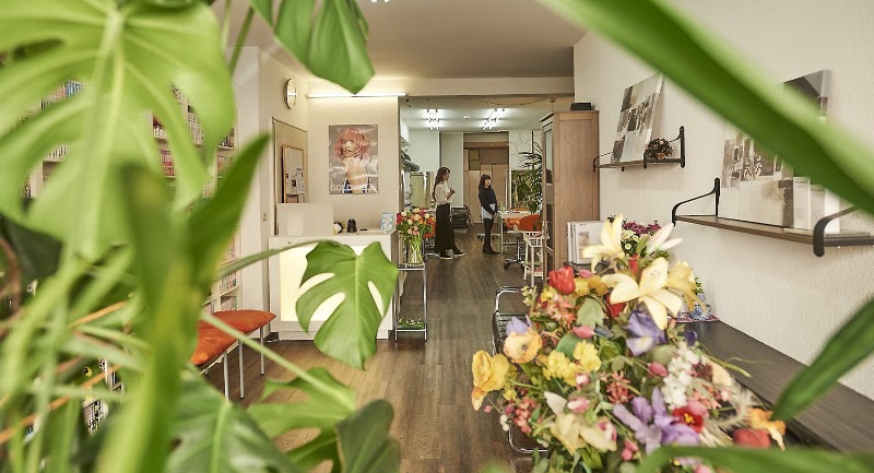 Salon Mai - Coiffure Düsseldorf - OneBooking