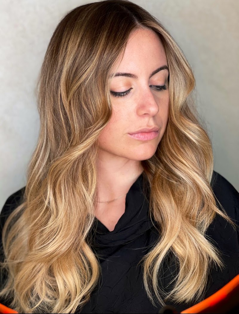 Hair Blossom Roma - Coiffure Rome - OneBooking