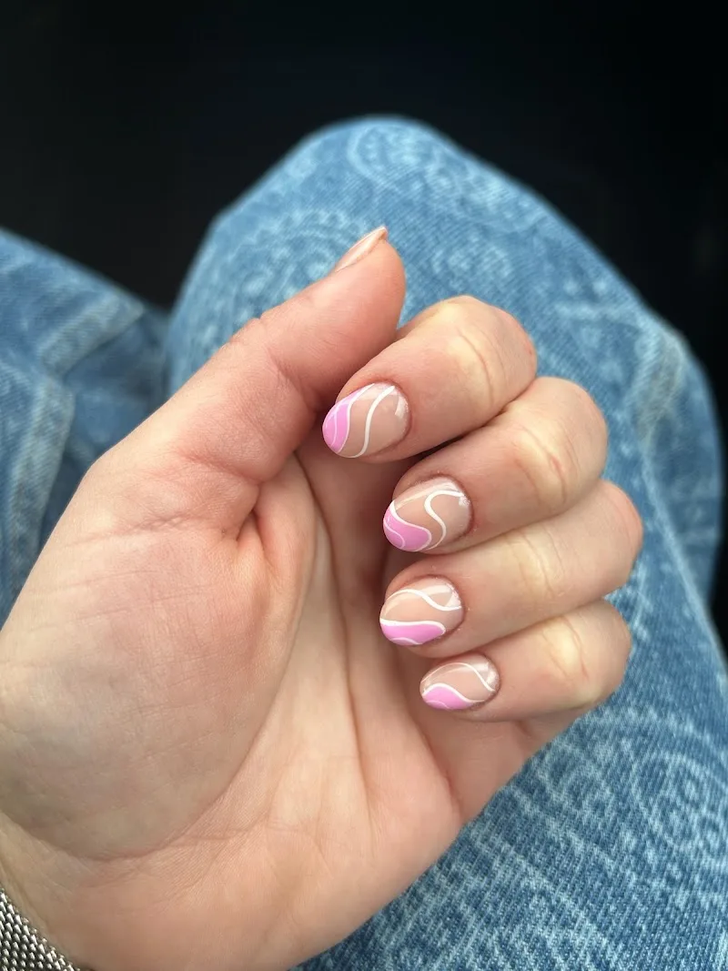 AZXTUDIO Manicura & Formación
