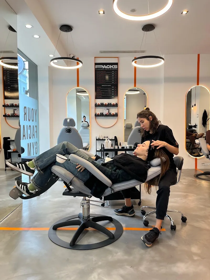 Work Your Face - Masaje Facial Madrid - Institut de beauté Madrid - Photo de couverture - OneBooking