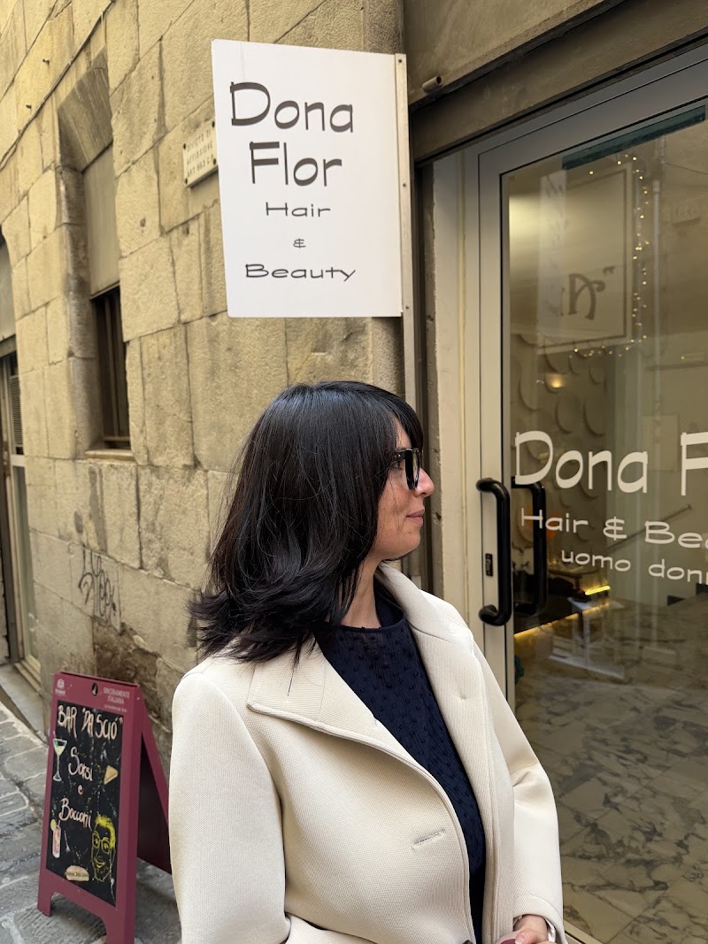 Dona Flor Hair & Beauty | Parrucchiere Genova centro | Capelli ricci - Coiffure Genoa - OneBooking
