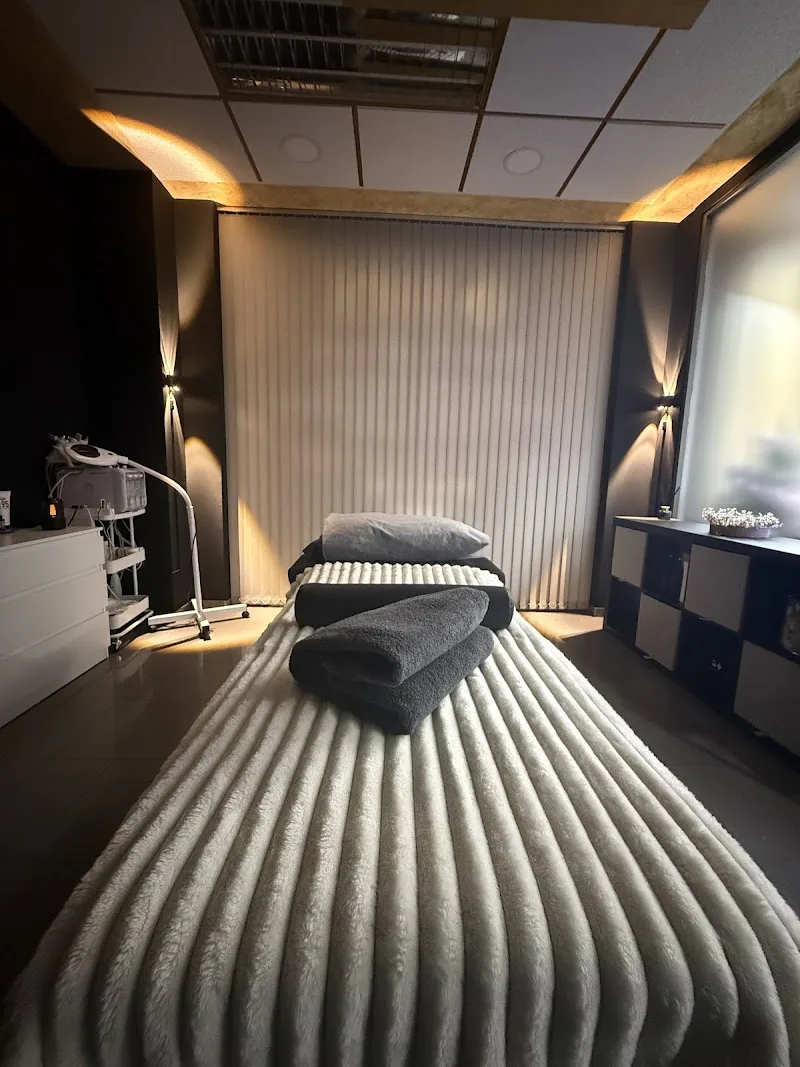Eclipse Boutique de Bienestar | Centro de Masajes y Estética - Esthétique Málaga - OneBooking