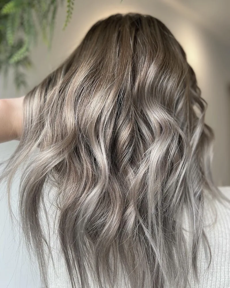 Maison Beauté By Mademoiselle - Coiffure Genk - OneBooking