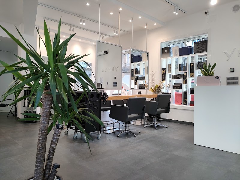 Salón YÖY - Progreso - Coiffure Vigo - OneBooking