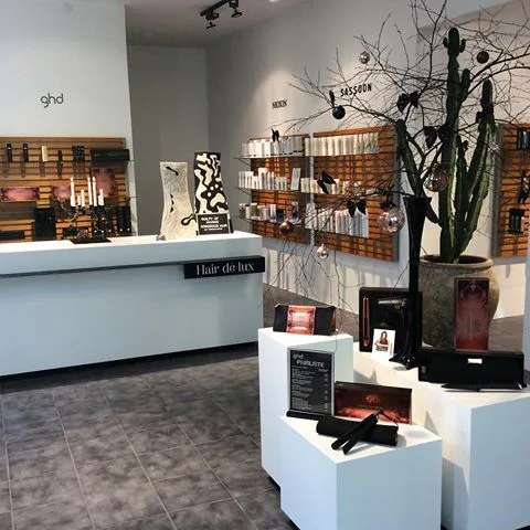Frisør Hair dé lux - Coiffure Grenaa - Photo de couverture - OneBooking