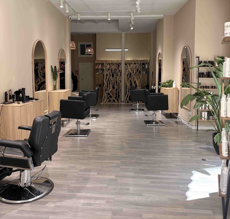 Noon Salón - Barcelona - Coiffure Barcelona - OneBooking