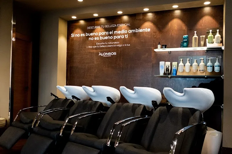 Alonsos Peluqueros San Luis - Coiffure Gijón - OneBooking