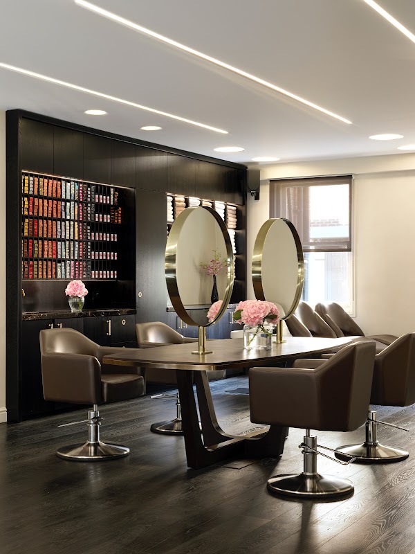 Gielly Green - Coiffure London - OneBooking