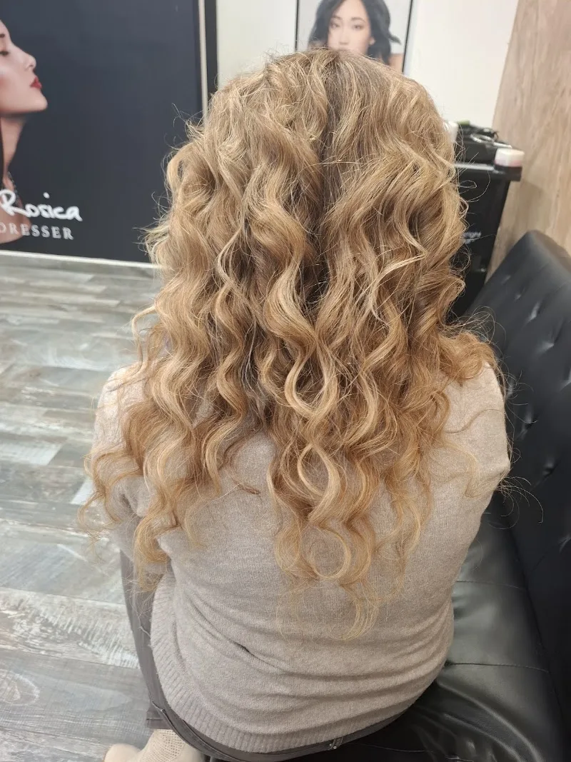 Nino Rosica Hairdresser - Coiffure Giugliano In Campania - OneBooking