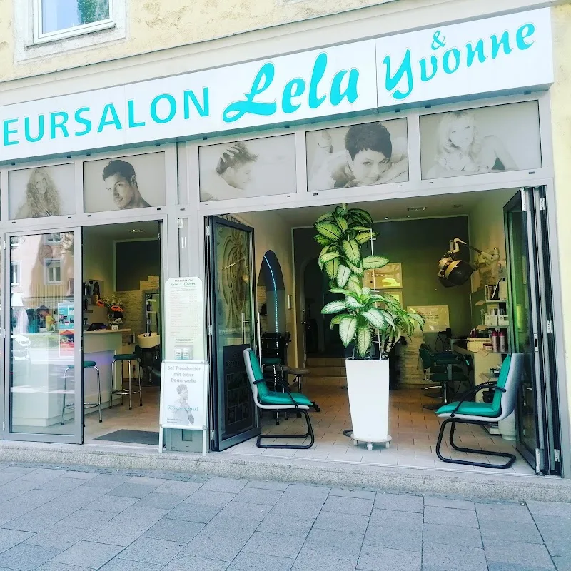 Friseursalon Lela & Yvonne - Friseur in München, spezialisiert auf Calligraphy cut und Locken - Coiffure Munich - OneBooking