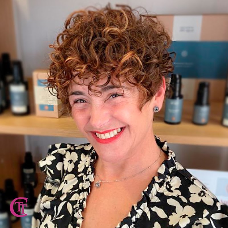 Salón Peluquería Charlotte “Secretos del Agua" - Coiffure Murcia - OneBooking