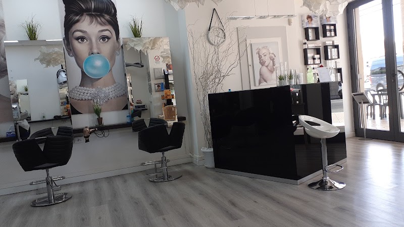 Salone Trentatre - Coiffure Cagliari - OneBooking