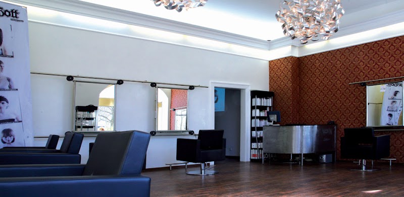 HairGott Friseure München | Schwabing - Coiffure Munich - OneBooking