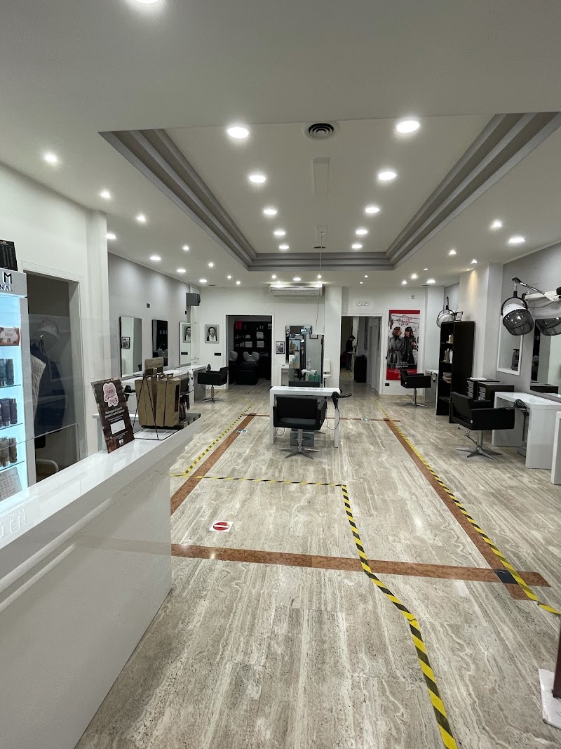 Diva Parrucchieri - Salone Total Nashi - Coiffure Bari - OneBooking