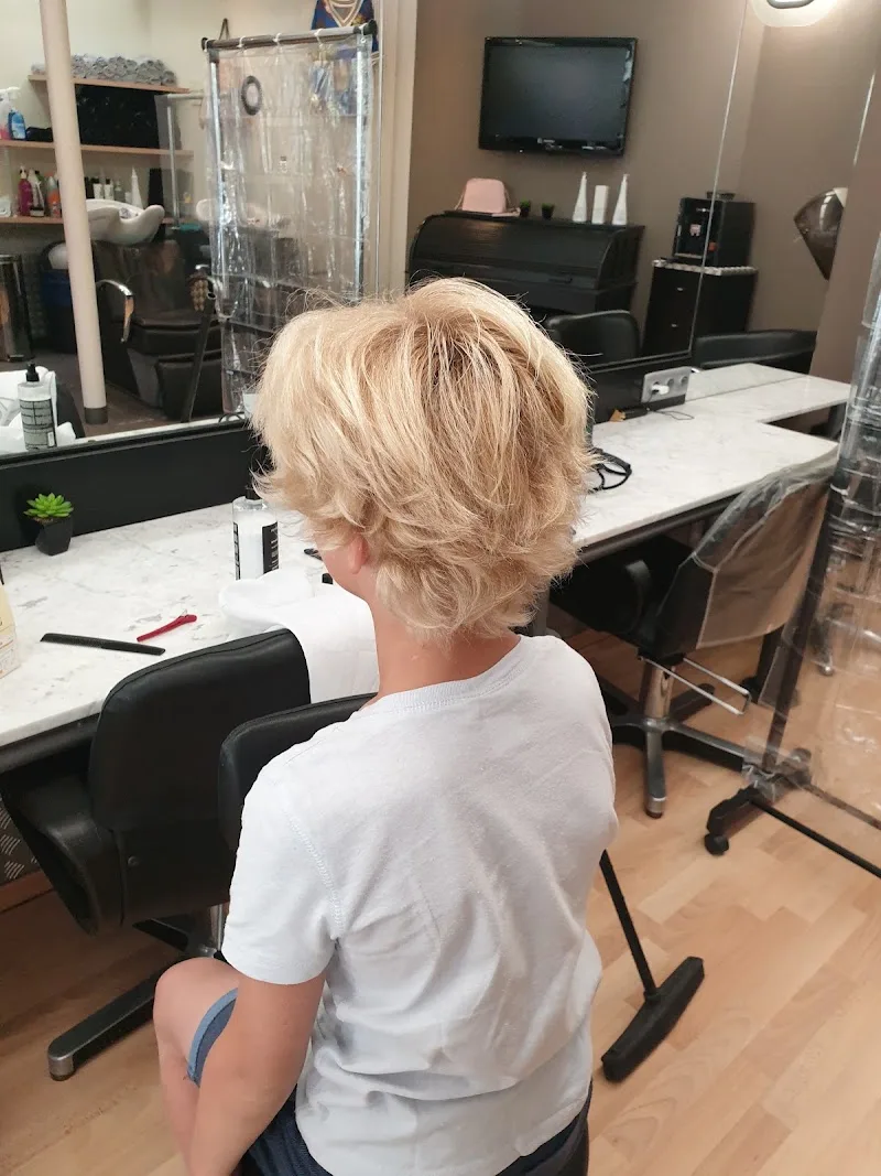 Kapsalon Vogue - Coiffure Ostend - Photo de couverture - OneBooking