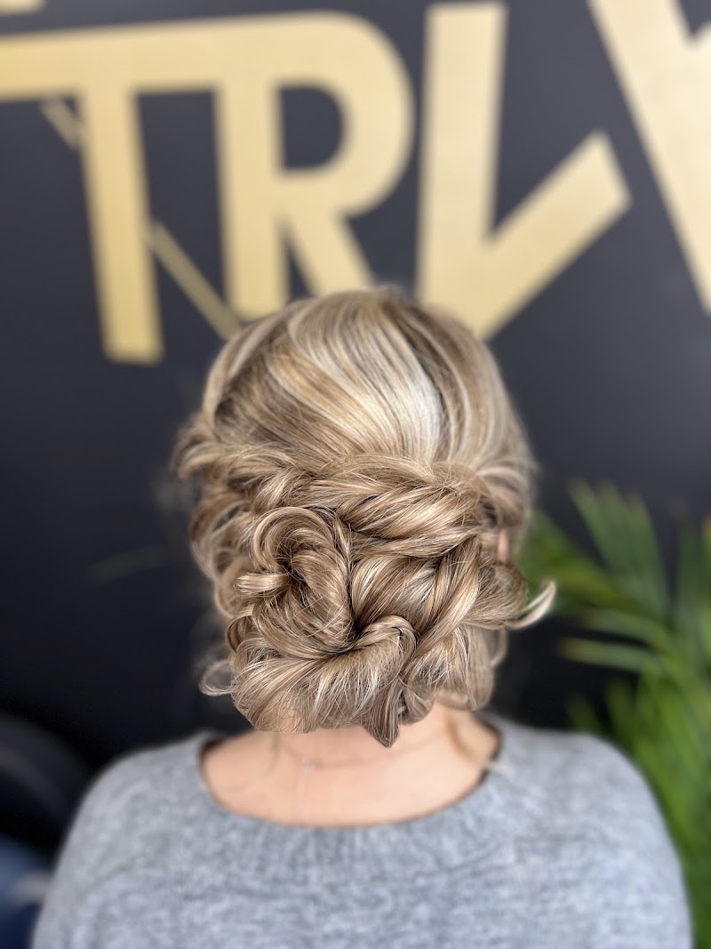 Hair Trix ✂ - Coiffure Bruges - OneBooking