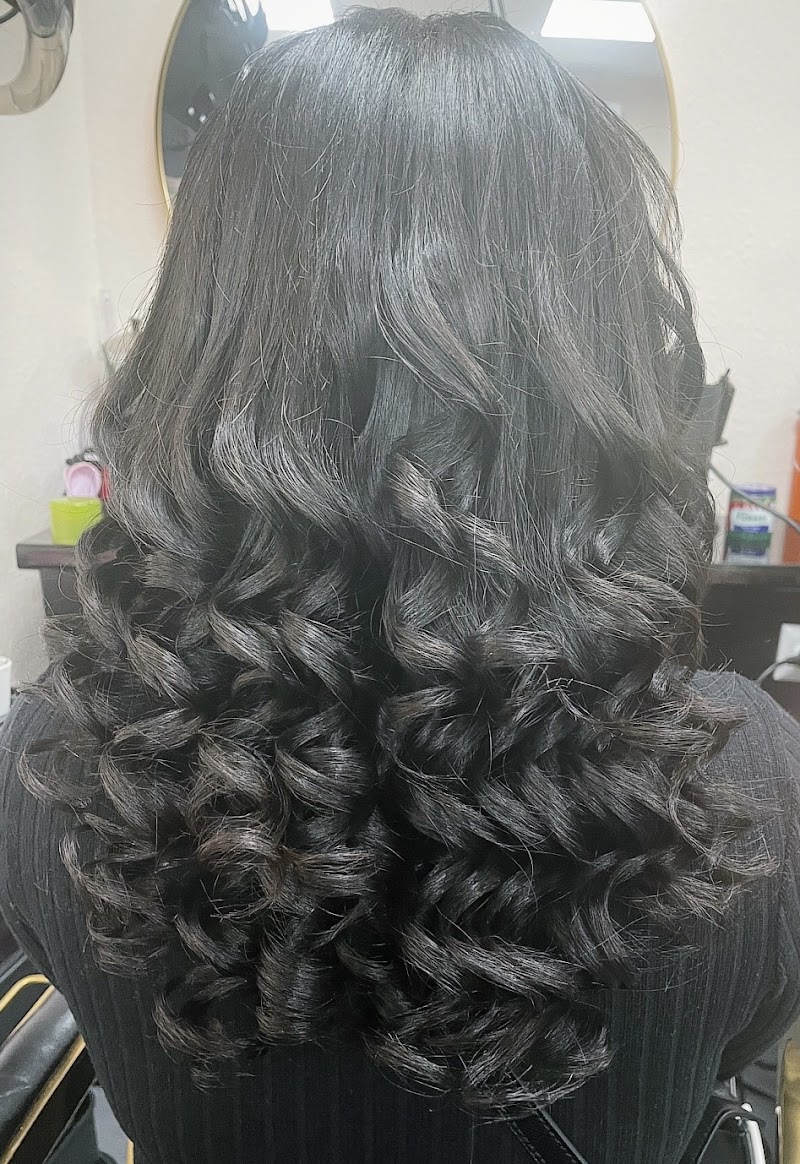 Ebenezer Hair & Cosmetics - Coiffure Frankfurt Am Main - OneBooking