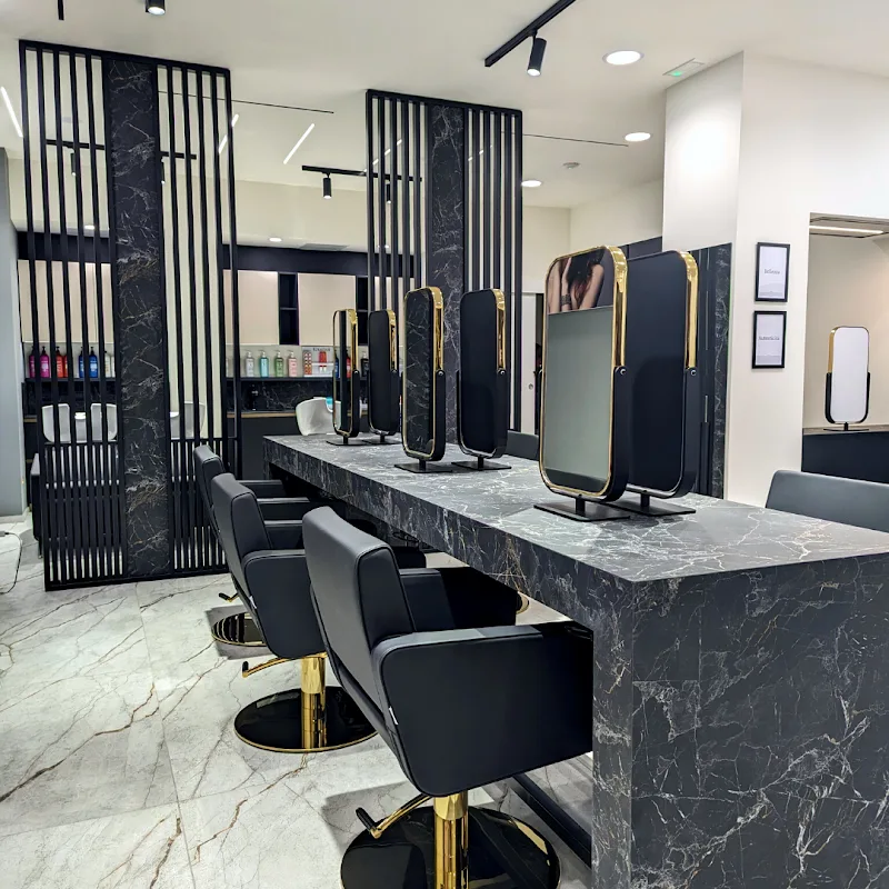 Aversa Hair-stylist - Coiffure Catania - OneBooking