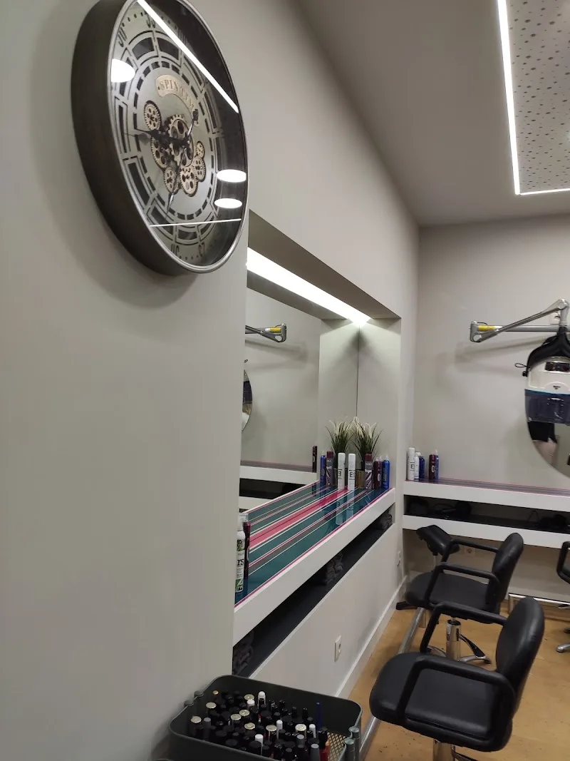 SALON UNIVERSO S.L - Coiffure Vigo - Photo de couverture - OneBooking