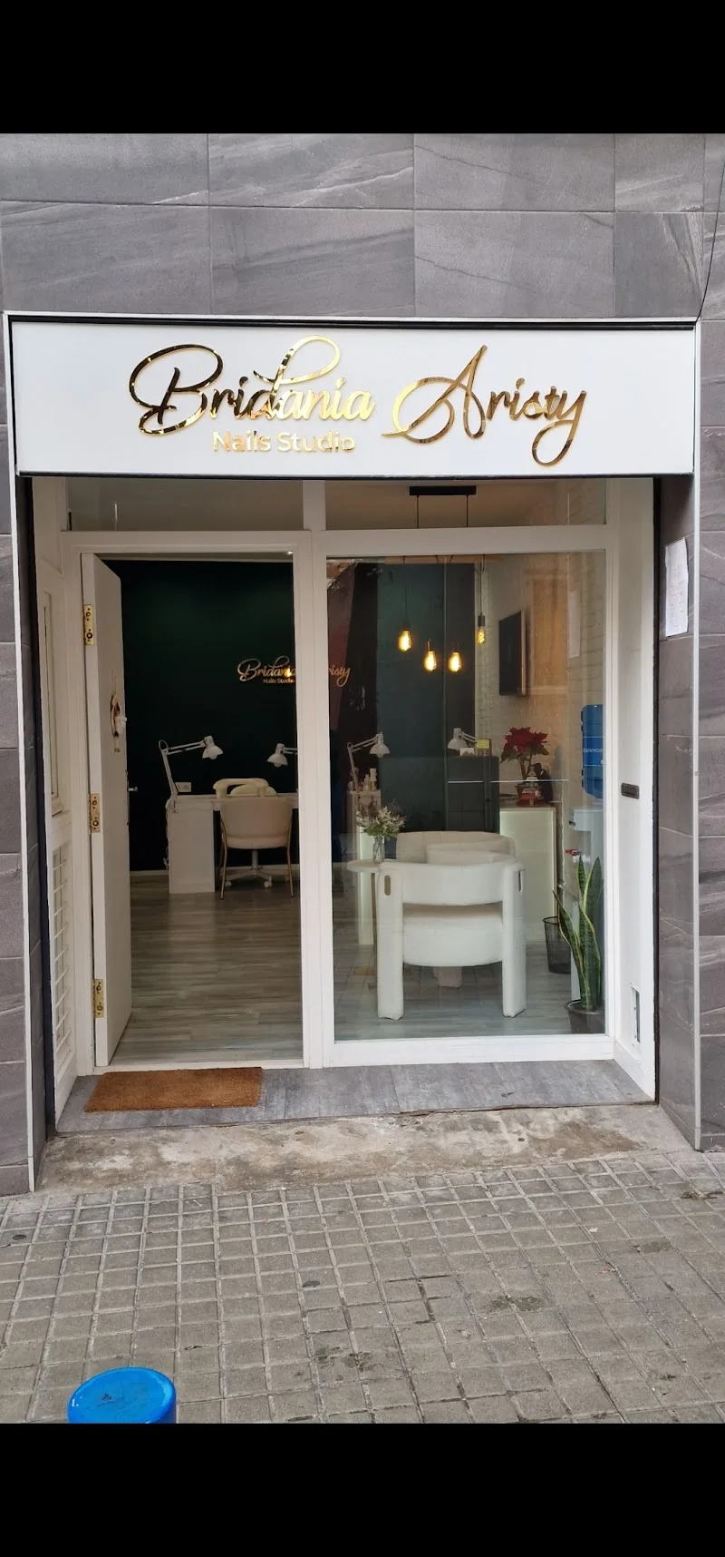 Bridania Aristy Nails Studio - Institut de beauté L’hospitalet De Llobregat - OneBooking