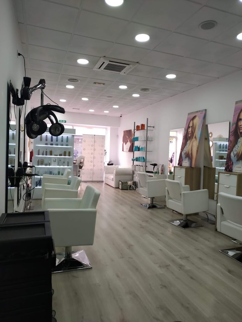 PRIMROSE ESTILISTAS - Coiffure Almería - OneBooking