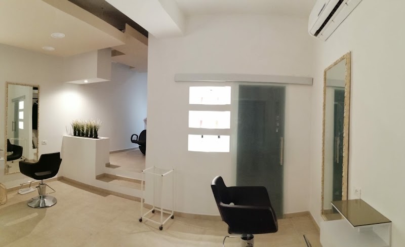 Studio N - Coiffure Genoa - OneBooking
