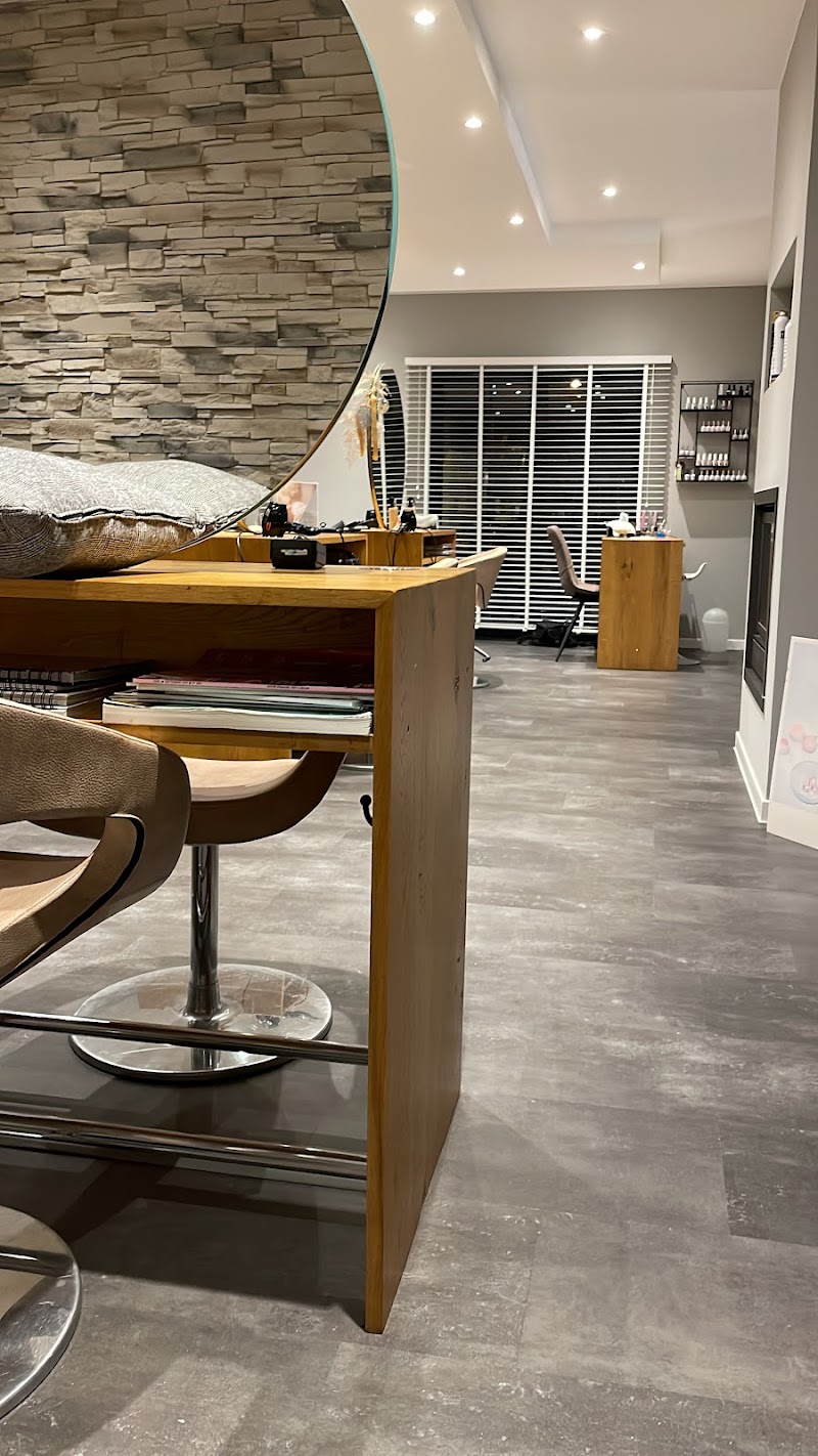 Alter Ego - Coiffure Charleroi - OneBooking