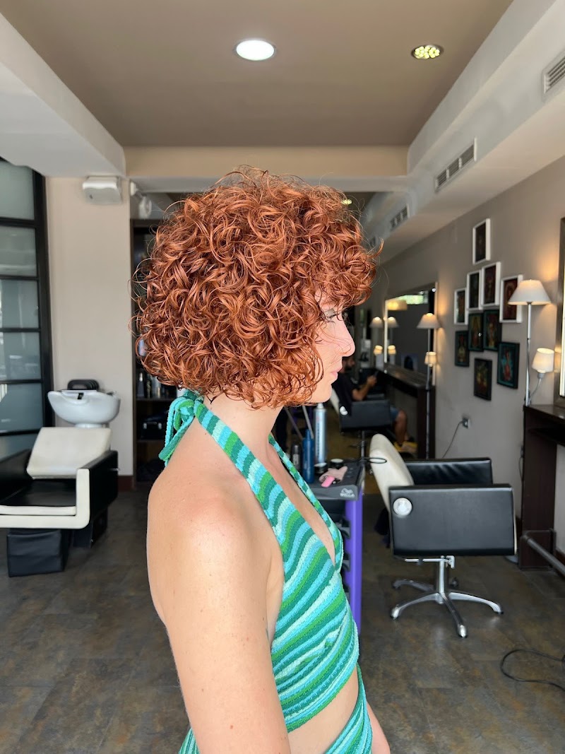 Cantón Peluquería - Coiffure Córdoba - OneBooking