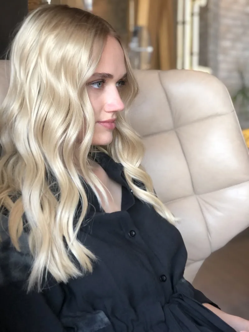 D. Machts Lounge Friseur Berlin Mitte