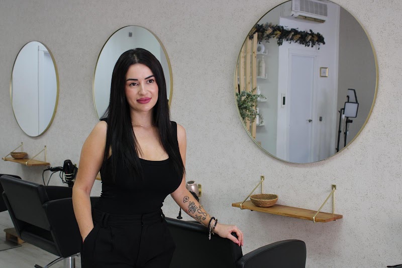 Marina Martínez Centro de Belleza y Estética - Coiffure Murcia - OneBooking