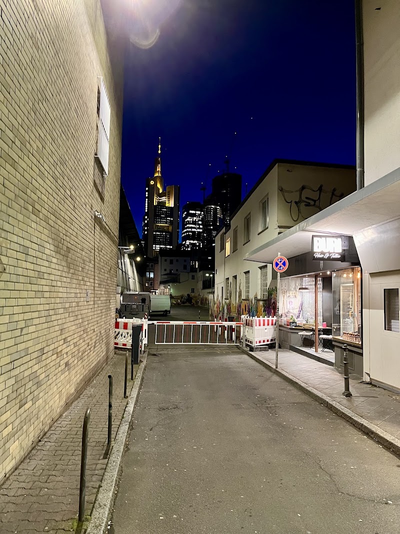 BURI - der Friseur - Coiffure Frankfurt Am Main - OneBooking