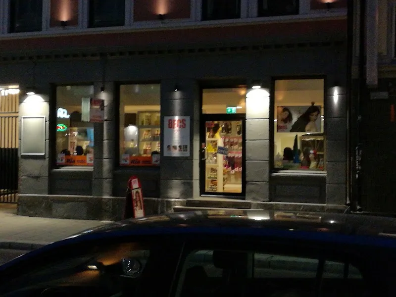 Becs Afro Salon - Coiffure Oslo - Photo de couverture - OneBooking