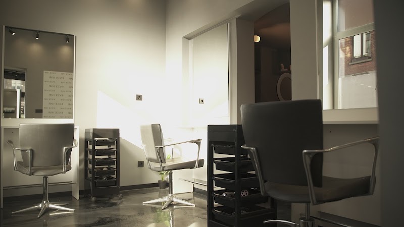 Ifacoe Hair ✂ - Coiffure Brussels - OneBooking