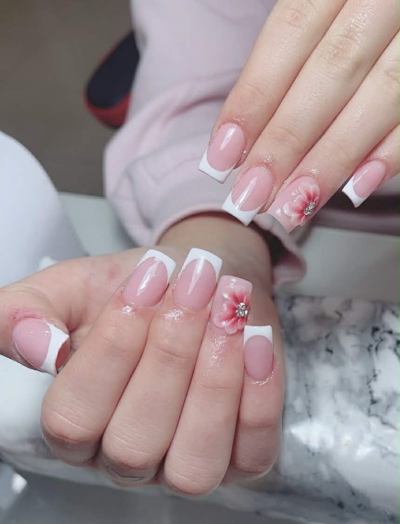 Centro-Nails- HN