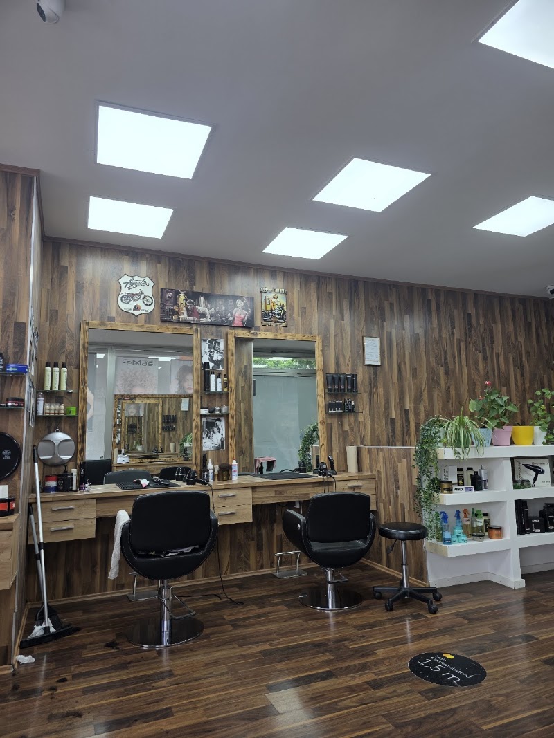Hobby Friseur - Coiffure Munich - OneBooking
