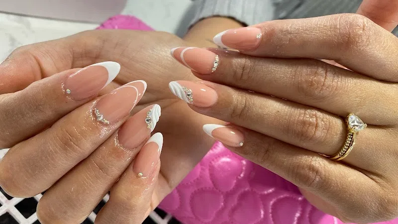 HT Nails Castellón - Salon De Uñas Castellon - Sin Cita Previa - Institut de beauté Castellón De La Plana - Photo de couverture - OneBooking