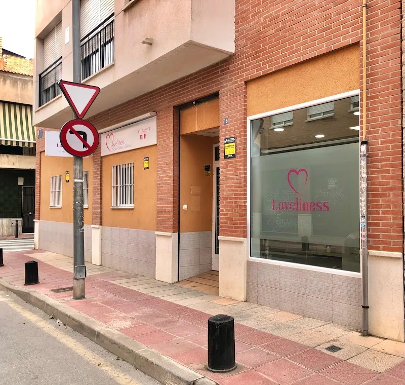 Centro Loveliness Salud y Belleza