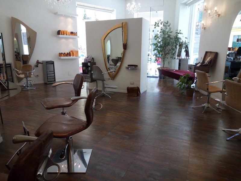 Primadonna Parrucchieri Acconciature Dautore - Coiffure Cagliari - OneBooking
