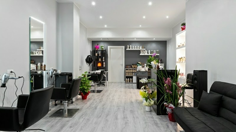 Hair's Queen di Jessica Cadau - Coiffure Cagliari - OneBooking