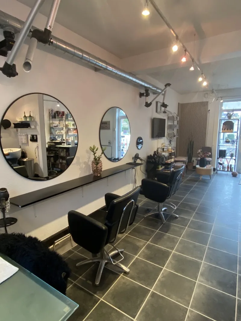 Manhattan haircare