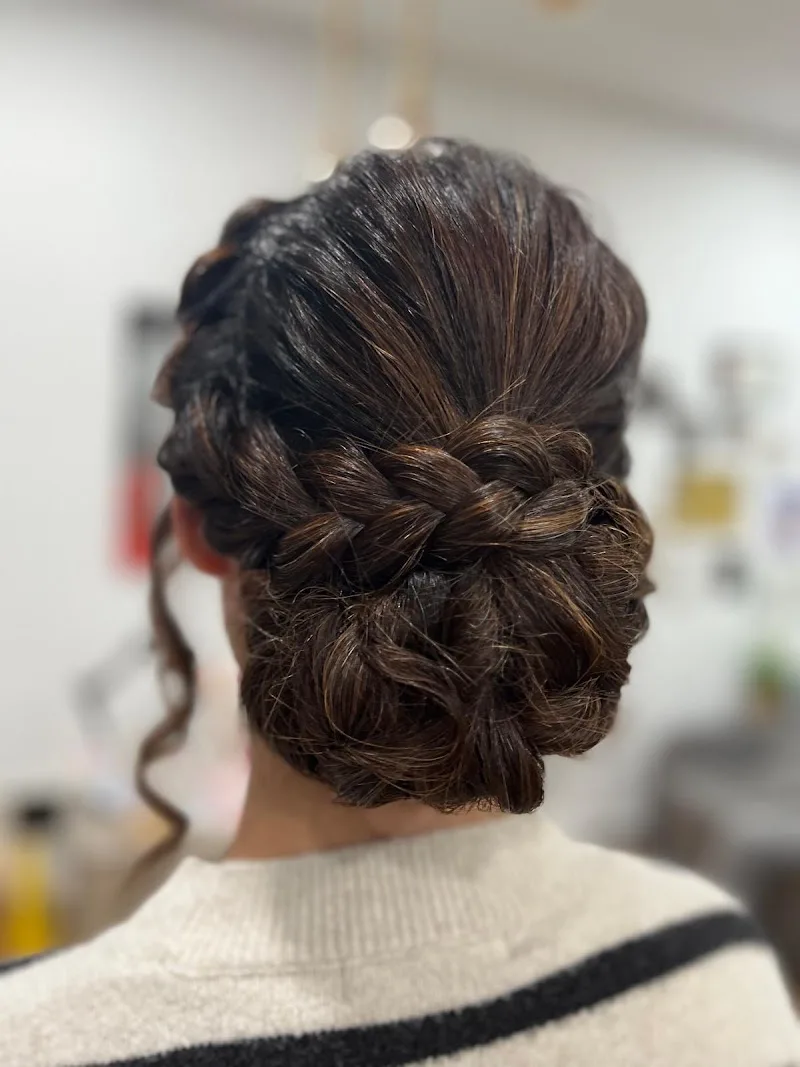 Mary Fernández Estilistas - Coiffure Burgos - OneBooking