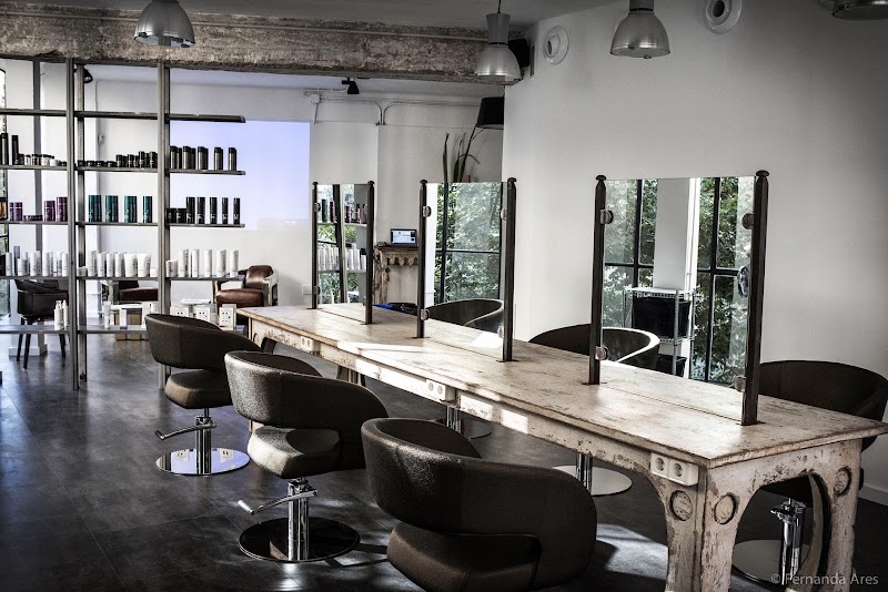 Dtox Hair Salon - Coiffure Barcelona - OneBooking