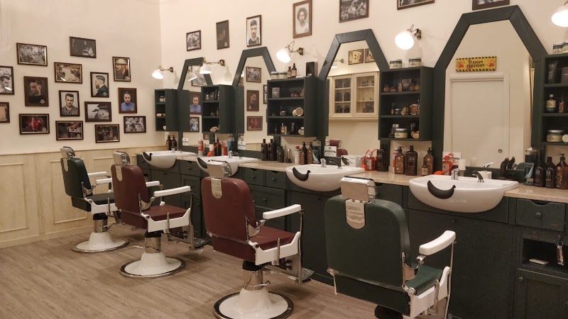 Barberia degli Asinelli - Bologna - Coiffure Bologna - OneBooking